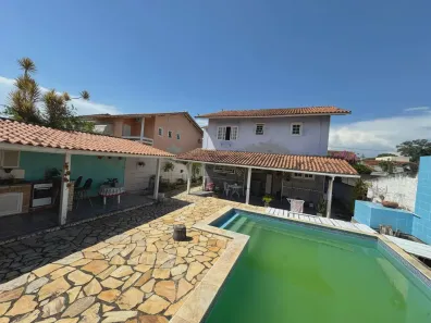 Casa com 4 Quartos à venda, 200m² no Maravista, Niterói