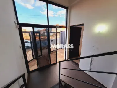 Ponto Comercial para alugar, 470m² no Vila Souto, Bauru
