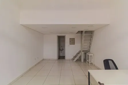 Ponto Comercial com 3 Quartos para alugar, 24m² no República, São Paulo
