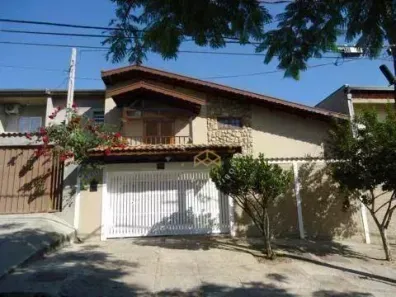 Casa com 5 Quartos à venda, 315m² no Vila Aeroporto, Campinas