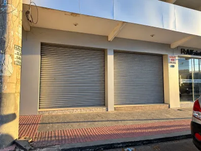 Ponto Comercial para alugar, 38m² no Parque Residencial Laranjeiras, Serra