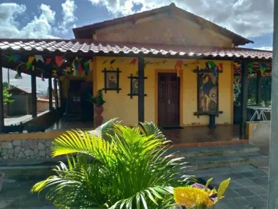 Fazenda/Sítio com 3 Quartos à venda, 2400m² no Porta Florada, Gravatá