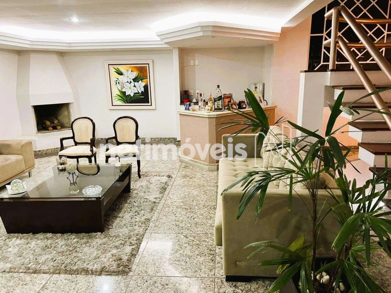Casa com 4 quartos — Palmares, Belo Horizonte