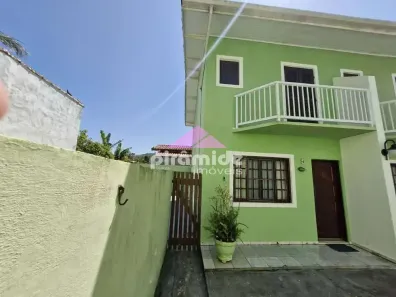 Casa de Condomínio com 2 Quartos à venda, 67m² no Martim de Sá, Caraguatatuba