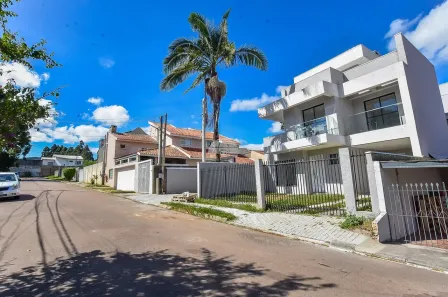 Casa de Condomínio com 2 Quartos à venda, 120m² no Uberaba, Curitiba