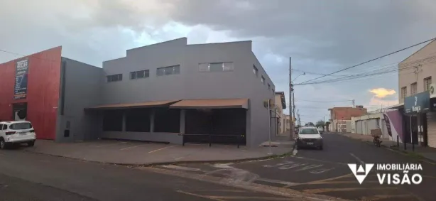 Galpão/Depósito/Armazém para alugar, 500m² no Jardim Esplanada, Uberaba