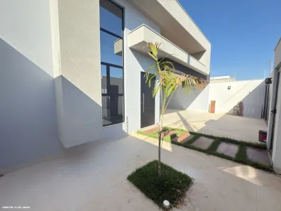 Casa com 3 Quartos à venda, 173m² no , Guanambi