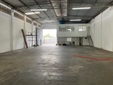Galpão/Depósito/Armazém para alugar, 378m² no Jardim Limoeiro, Serra