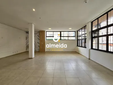 Imóvel Comercial com 2 Quartos à venda, 185m² no Centro, Santa Maria