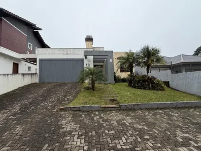 Casa com 3 Quartos para alugar, 130m² no Nova Petrópolis, Nova Petrópolis