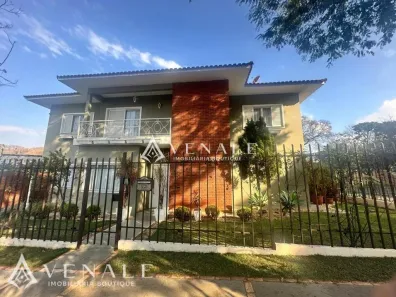 Sobrado com 3 Quartos à venda, 284m² no Zona 02, Maringá