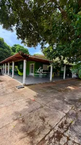 Fazenda/Sítio com 3 Quartos à venda, 300m² no , Aragoiânia