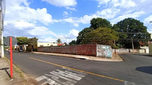 Lote/Terreno à venda, 3037m² no Vila São José, São Carlos