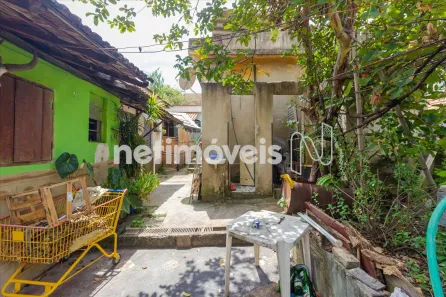 Casa com 3 Quartos à venda, 400m² no Sagrada Família, Belo Horizonte