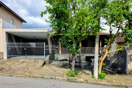 Casa com 3 Quartos à venda, 208m² no Marçal Santos, Poços de Caldas