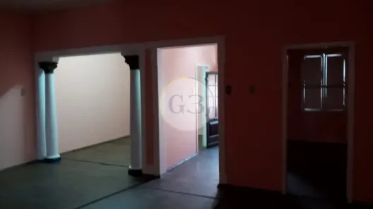 Casa com 5 Quartos para alugar, 330m² no Centro, Pelotas