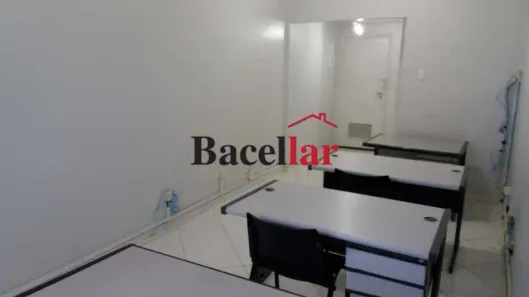 Sala Comercial para alugar, 26m² no Centro, Rio de Janeiro