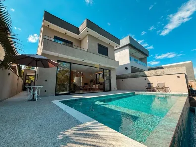 Casa de Condomínio com 3 Quartos à venda, 263m² no São Paulo II, Cotia