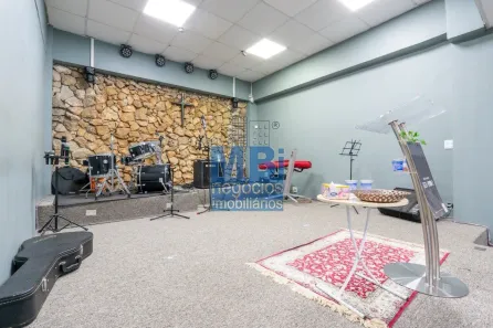 Imóvel Comercial à venda, 418m² no Nova Piraju, São Paulo