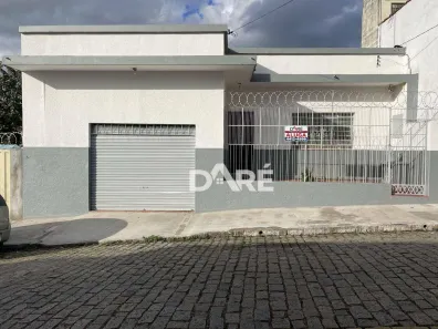 Casa com 2 Quartos para alugar, 91m² no Centro, Atibaia
