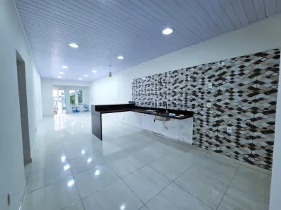 Casa com 2 Quartos à venda, 200m² no Tarumã, Manaus