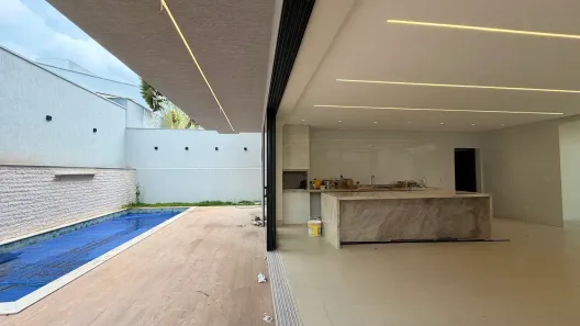 Sobrado com 5 Quartos à venda, 301m² no Jardins Valência, Goiânia