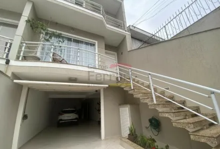 Sobrado à venda, 205m² no Vila Dom Pedro II, São Paulo