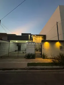 Casa com 3 Quartos à venda, 228m² no Jardim das Palmeiras, Cuiabá