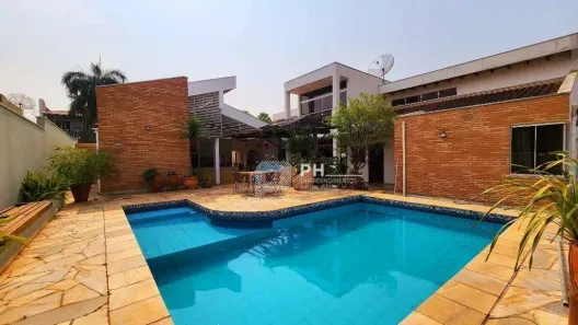 Casa com 4 Quartos à venda, 390m² no Aterrado, Mogi Mirim
