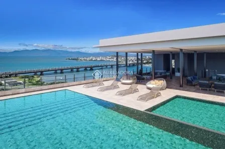 Apartamento com 2 Quartos à venda, 73m² no Centro, Florianópolis