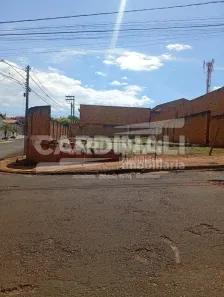 Lote/Terreno à venda, 300m² no Parque Gramado (Vila Xavier), Araraquara