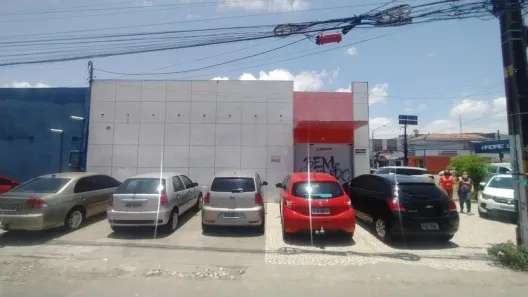 Ponto Comercial à venda, 542m² no Montese, Fortaleza