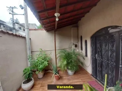 Casa com 2 Quartos à venda, 200m² no Bangu, Rio de Janeiro