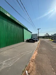 Galpão/Depósito/Armazém para alugar, 900m² no Jardim Jockey Club, Campo Grande