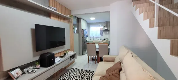 Sobrado com 2 Quartos à venda, 75m² no Bela Vista, Palhoça