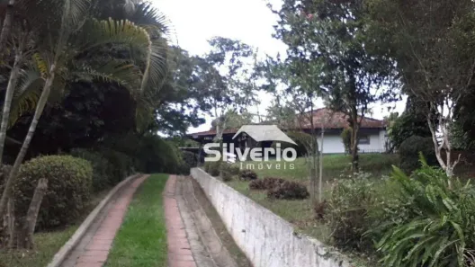Fazenda/Sítio com 4 Quartos à venda, 350m² no Vila Paiva, São José dos Campos