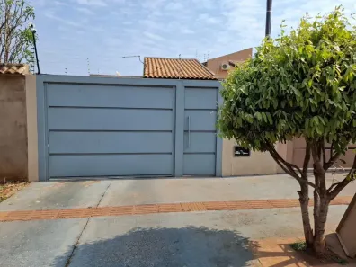 Casa com 2 Quartos à venda, 81m² no Jardim Presidente, Campo Grande
