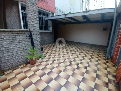 Sobrado com 2 Quartos à venda, 200m² no Embaré, Santos