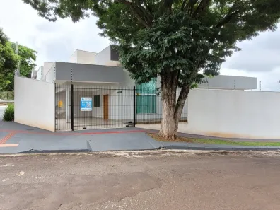 Casa com 3 Quartos para alugar, 122m² no Parque Palmeiras, Maringá