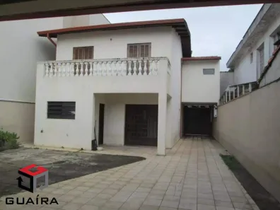 Sobrado com 3 Quartos à venda, 241m² no Vila Scarpelli, Santo André