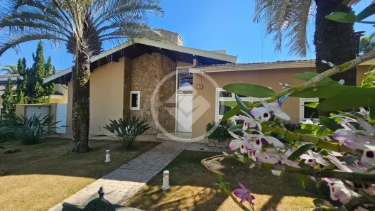 Casa de Condomínio com 5 Quartos à venda, 518m² no Chácaras Alpina, Valinhos