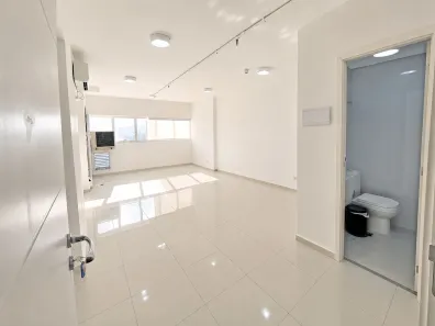 Sala Comercial à venda, 33m² no Jardim Vila Galvão, Guarulhos