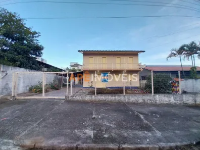Casa com 3 Quartos para alugar, 210m² no Santa Augusta, Criciúma