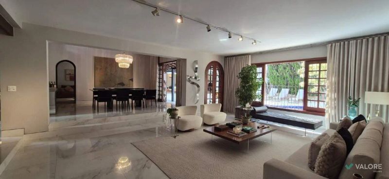 Casa com 4 quartos — Coração de Jesus, Belo Horizonte