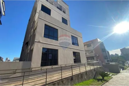 Sala Comercial para alugar, 66m² no Nossa Senhora das Dores, Santa Maria