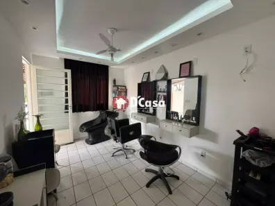 Casa com 2 Quartos para alugar, 90m² no Vila dos Comerciários 2, Taubaté