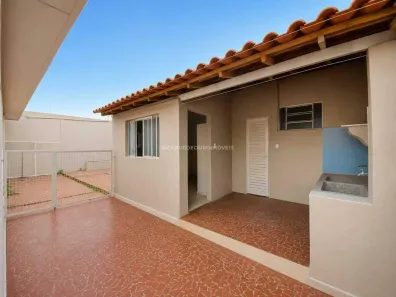 Casa com 4 Quartos à venda, 176m² no Jardim Induberaba, Uberaba