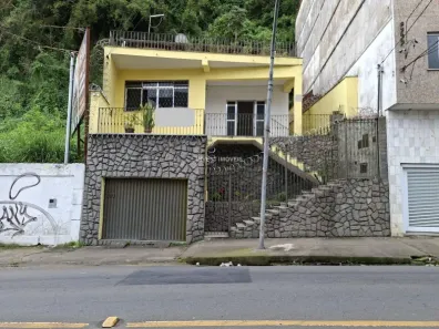 Casa com 4 Quartos à venda, 240m² no Paineiras, Juiz de Fora