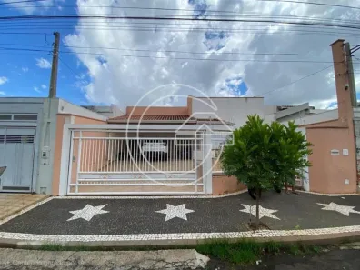 Casa com 3 Quartos à venda, 197m² no Centro, Marília