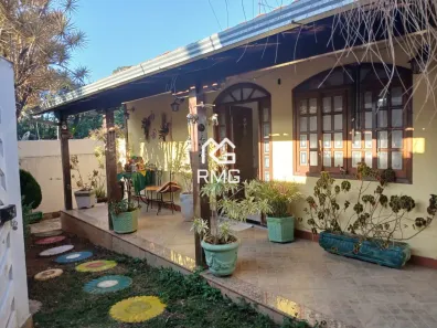 Casa com 4 Quartos à venda, 228m² no Itapoã, Belo Horizonte